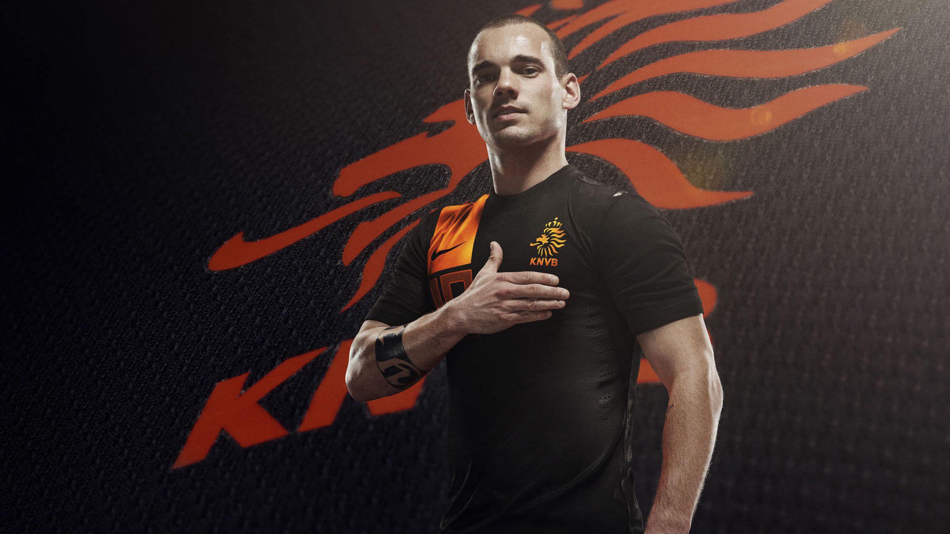 魔术师莱奥的绚烂画笔与铁血蓝军的钢铁长城,一场战术美学的两极盛宴